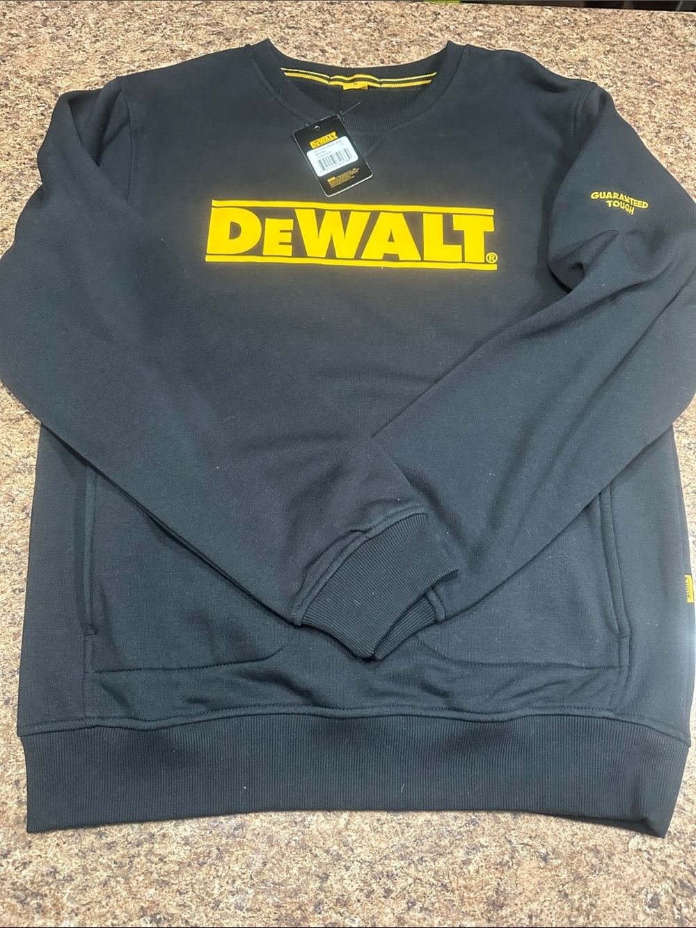 NWT DeWalt Men's Black Crewneck Sweatshirt Pockets with Yellow Logo Medium